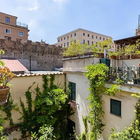 Appartamento Vatican Amazing Terrace Overlooking St Peter