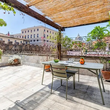 Appartamento Vatican Amazing Terrace Overlooking St Peter Roma